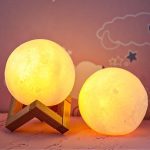 چراغ خواب پایه دار طرح ماه