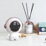 هندوارمر طرح فضانورد هدفون طلایی کد 129