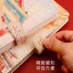 دفتر جلد پفکی JINGU طرح گربه نارنجی کد 6811 - Image 4