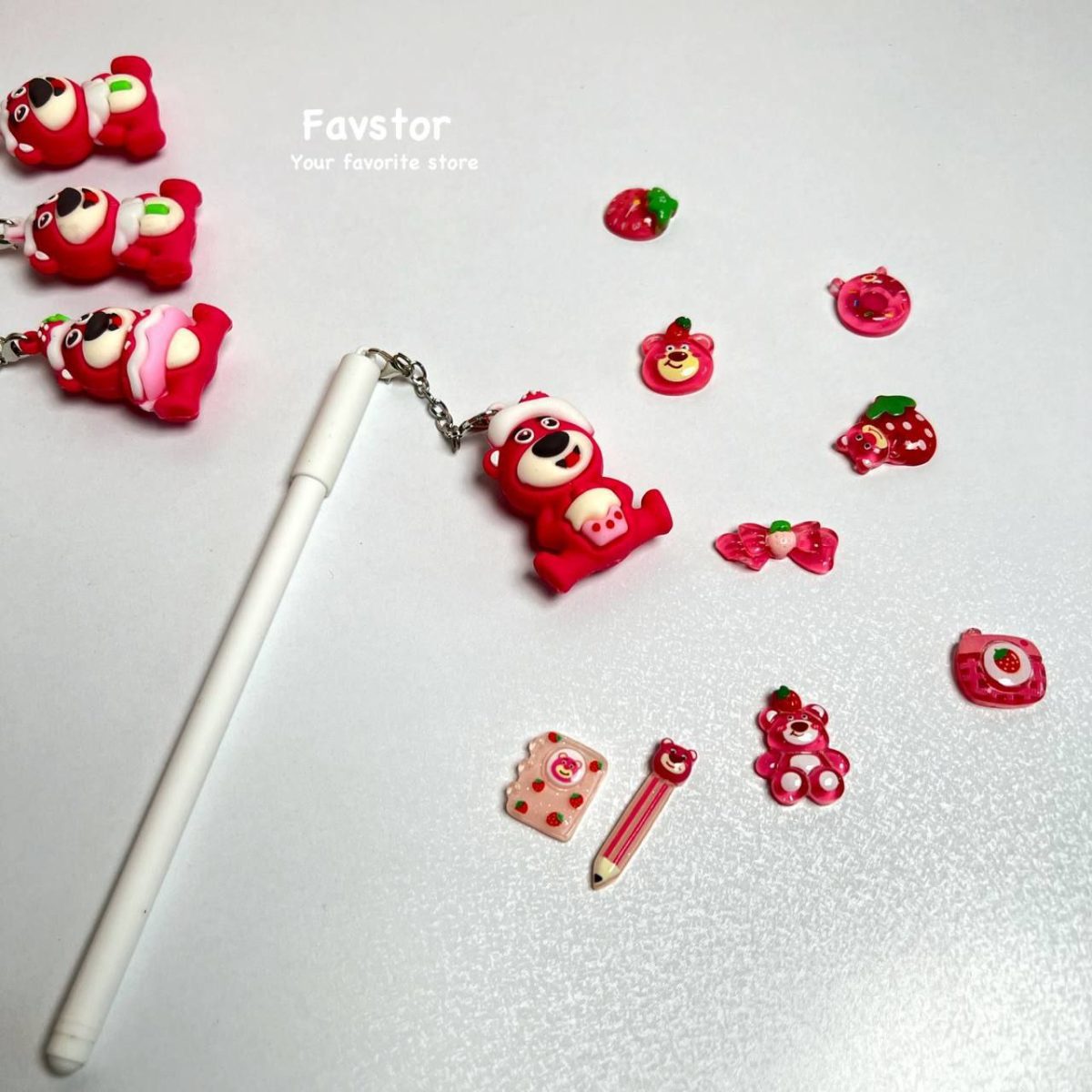 روان نویس آویزدار سیلیکونی طرح خرس و توت فرنگی Lotso کد 218 - Image 4