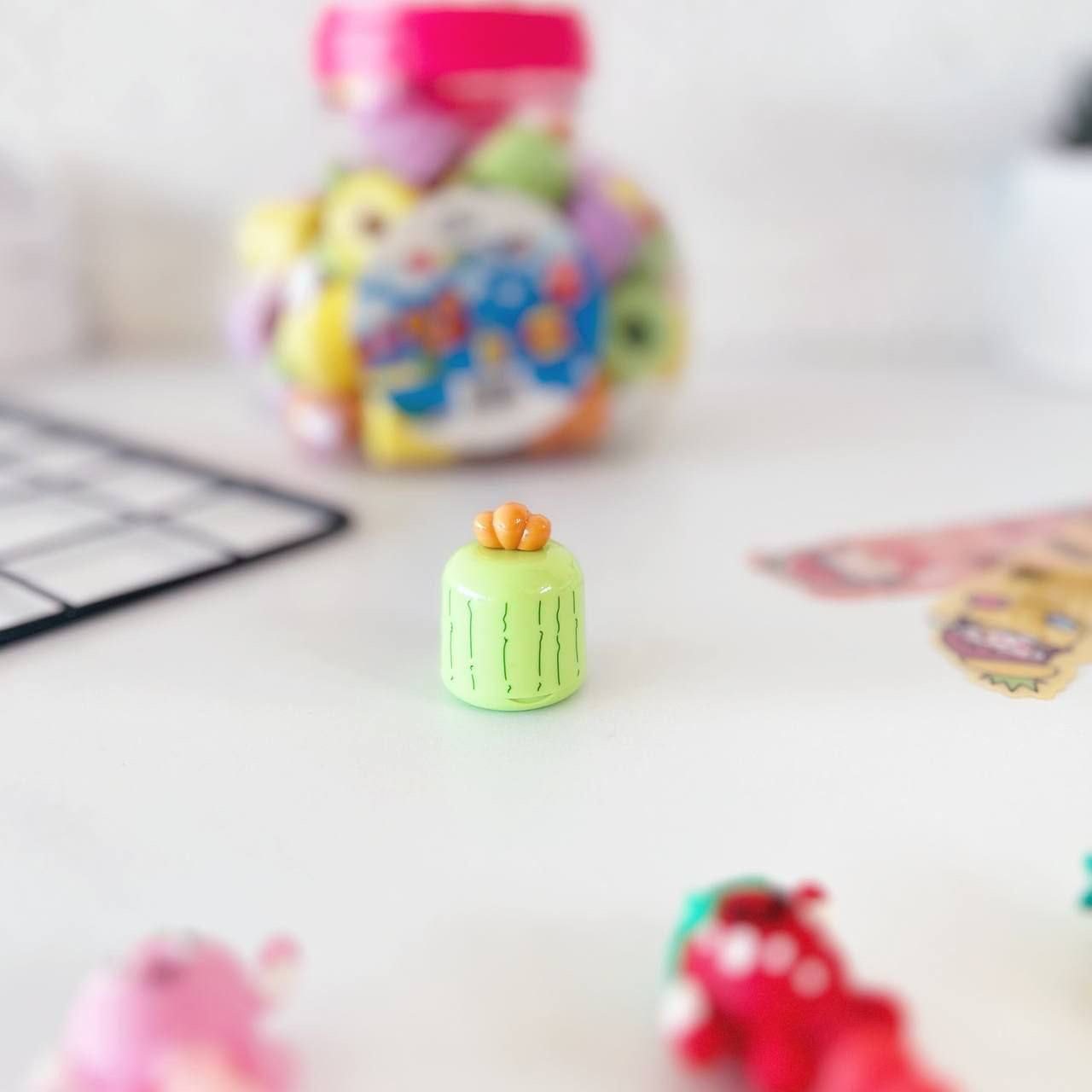 photo_2025-10-30_10-16-06 (2) مداد تراش مخزن دار طرح میوه کد 2025 - Image 4