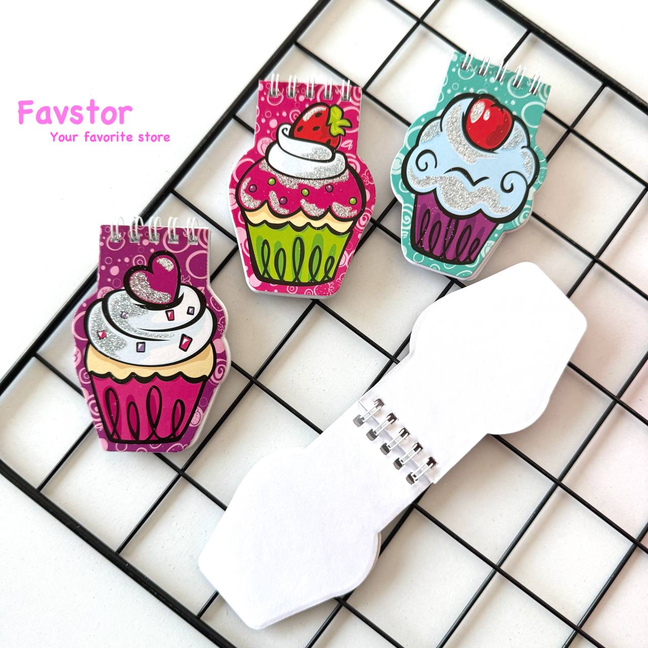 photo_2025-11-04_19-10-33 دفترچه یادداشت سیمی طرح کاپ کیک - Image 1