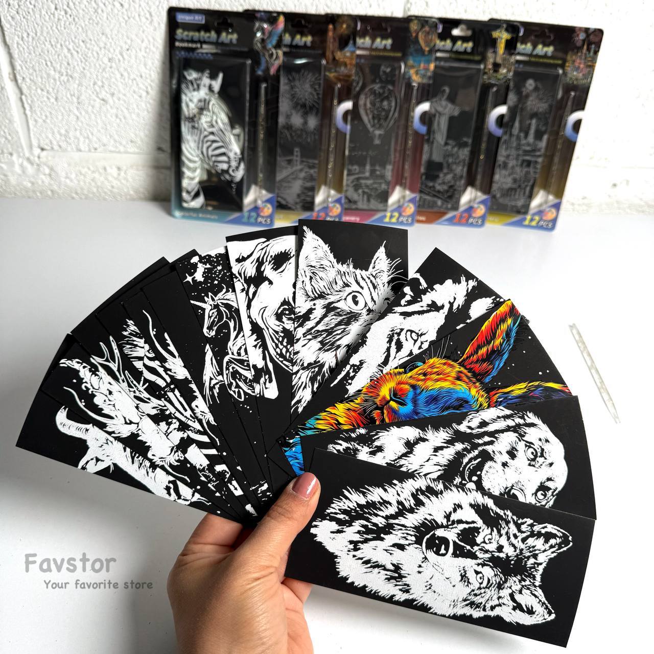 photo_2025-12-07_12-11-24 (2) ست 12 عددی اسکرچ کارت بوک مارکی Unique Art کد MG-071 - Image 1