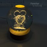 گوی کریستالی پایه چوبی سایز 8 - Image 5