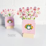 تقویم رومیزی پایه چوبی 1405 سویل طرح گل و گلدون کد 1702 - Image 4