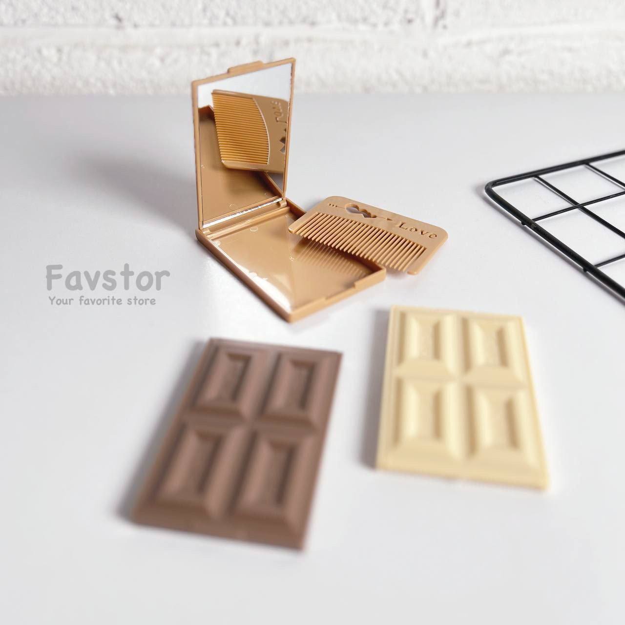 ست آینه و شانه تاشو XIUDOU طرح شکلات کد 7003