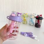 قمقمه فیلتر دار بند دار طرح کرومی و Sanrio کد 8006
