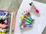 مینی خودکار 4 رنگ طرح کرومی و Sanrio دوناتی - Image 3